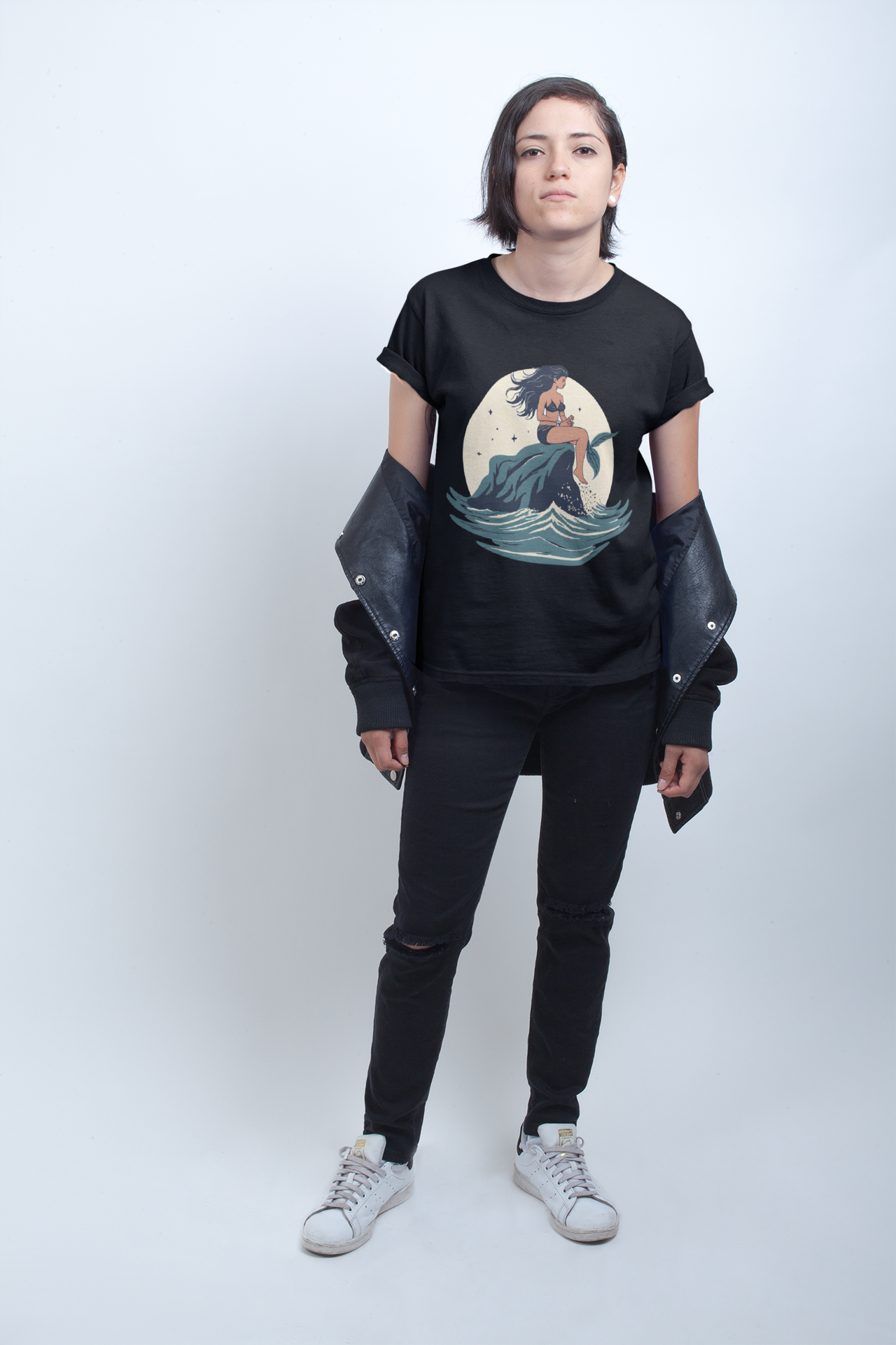 La Sirena Perdida - Camiseta Unisex Negra o Blanca con Estética Vintage